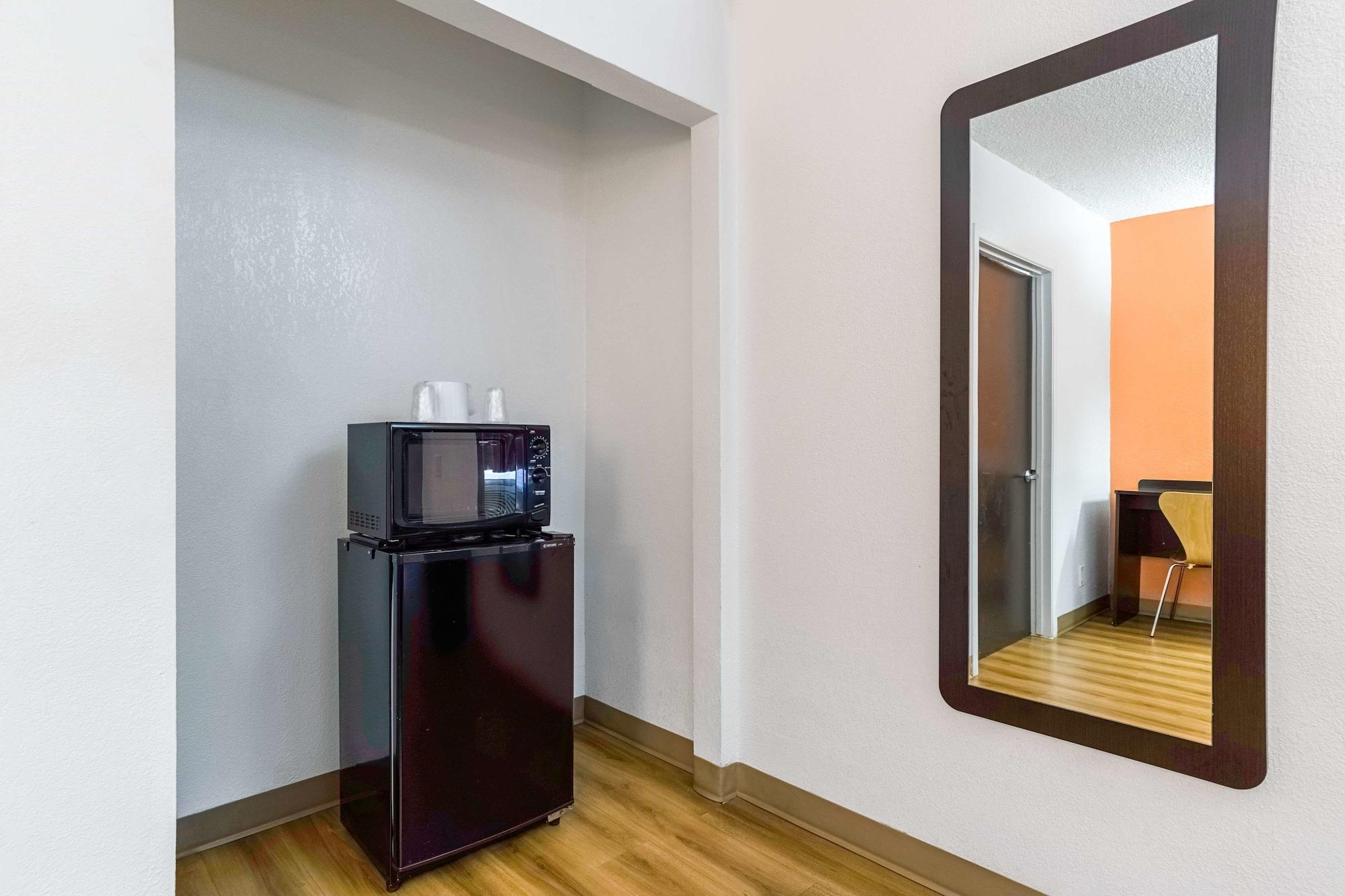 Motel 6-Long Beach, Ca - International City Εξωτερικό φωτογραφία