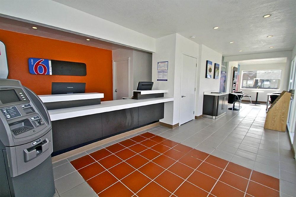 Motel 6-Long Beach, Ca - International City Εξωτερικό φωτογραφία