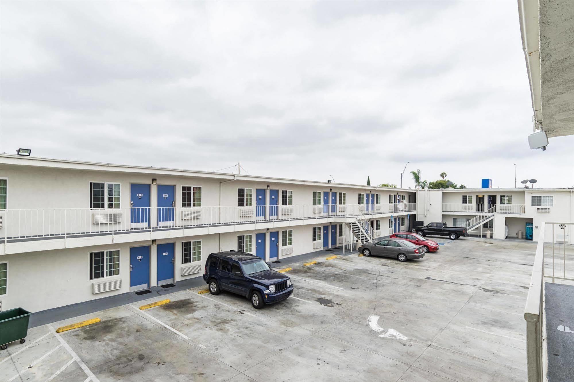 Motel 6-Long Beach, Ca - International City Εξωτερικό φωτογραφία