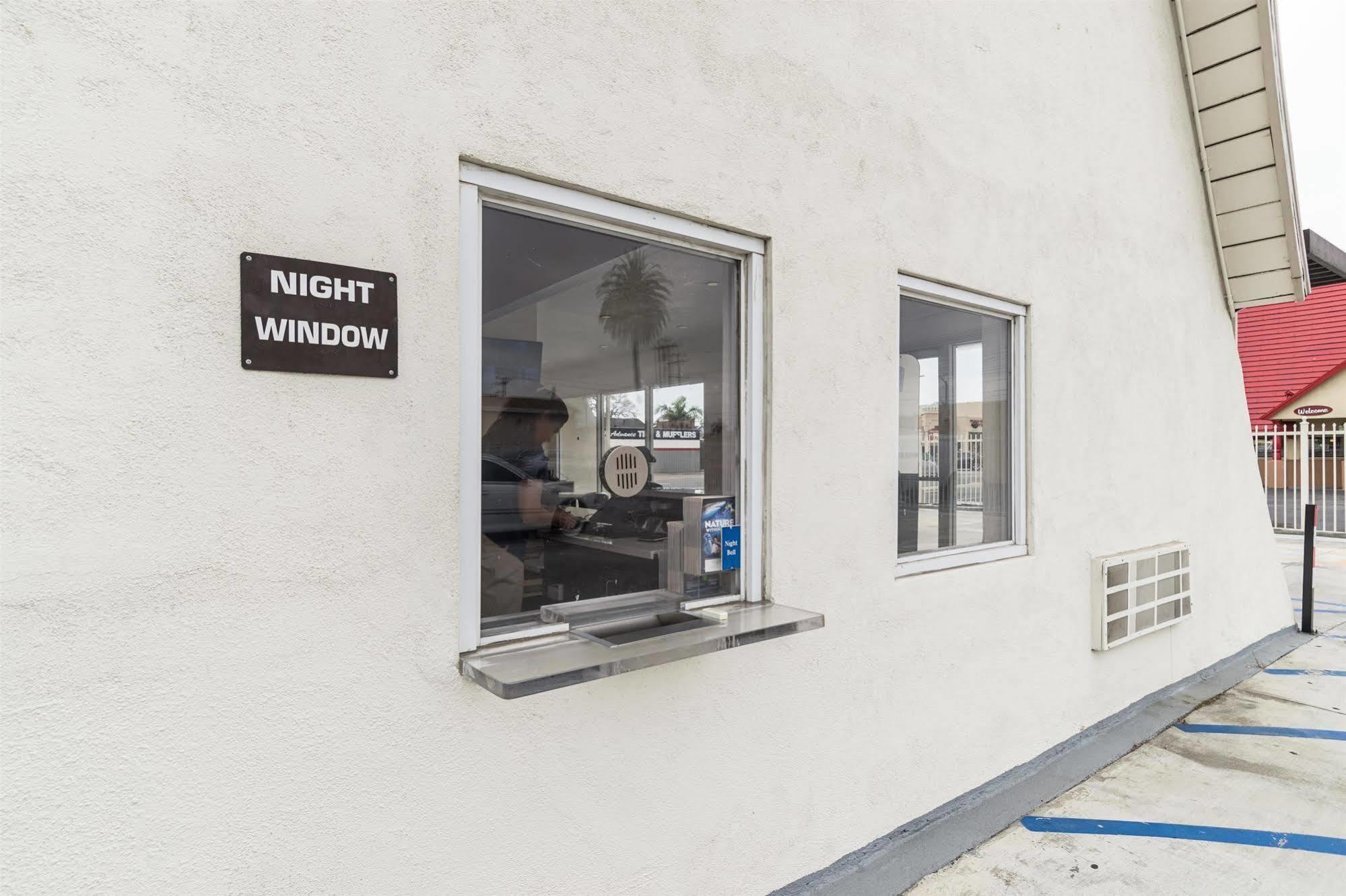 Motel 6-Long Beach, Ca - International City Εξωτερικό φωτογραφία